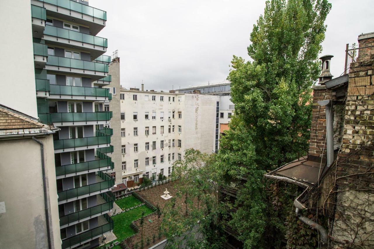 Emerald Apartment Budapest Exterior photo